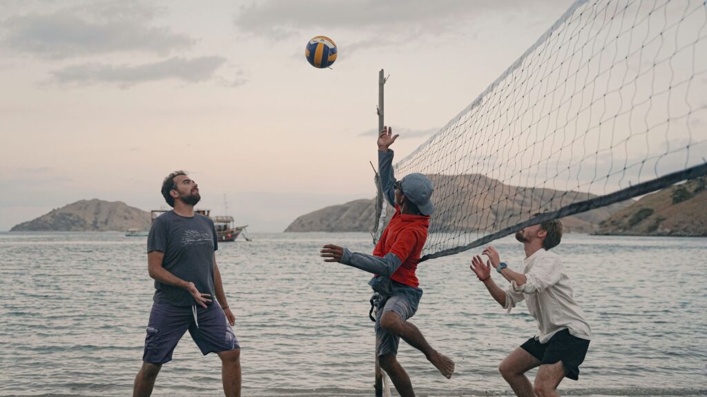 Teman Beach Volleyball in Komodo National Park