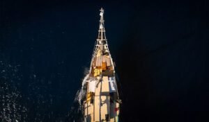 This is image of temanboat yacht viewed from above