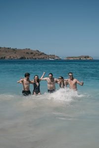 Five Guest In The Sea Smiling