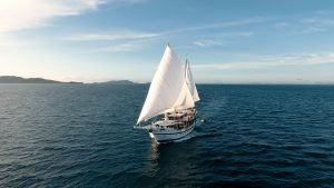 002. Boat Sailing Scaled