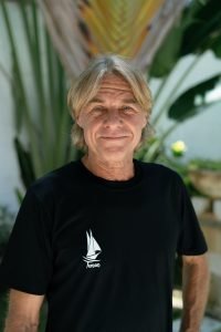 019. The Owner Alain Scaled