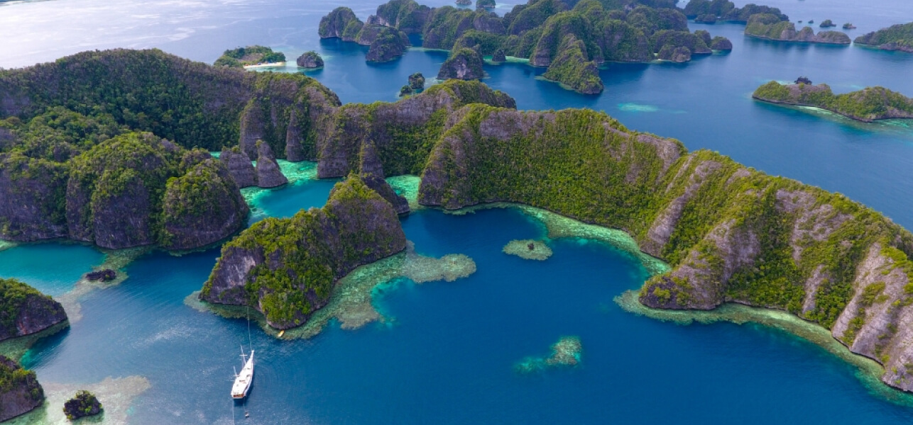 Raja ampat island large