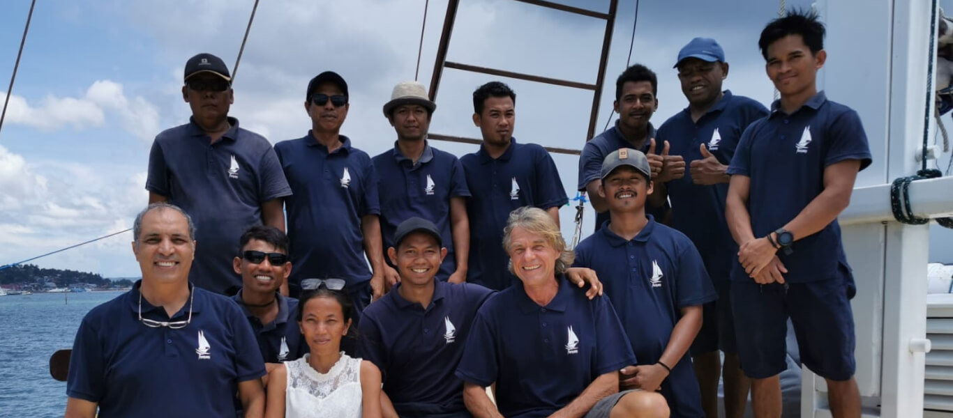 This is the image of teman boat crews and it owner