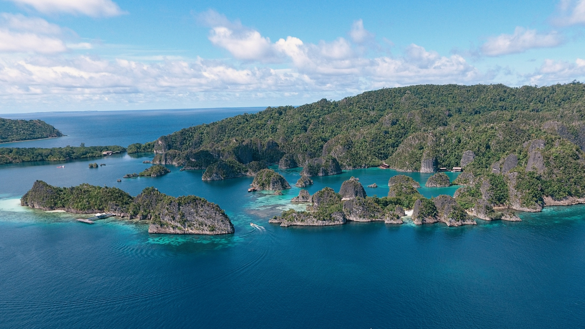 Raja Ampat View with Teman Liveaboard Cruise